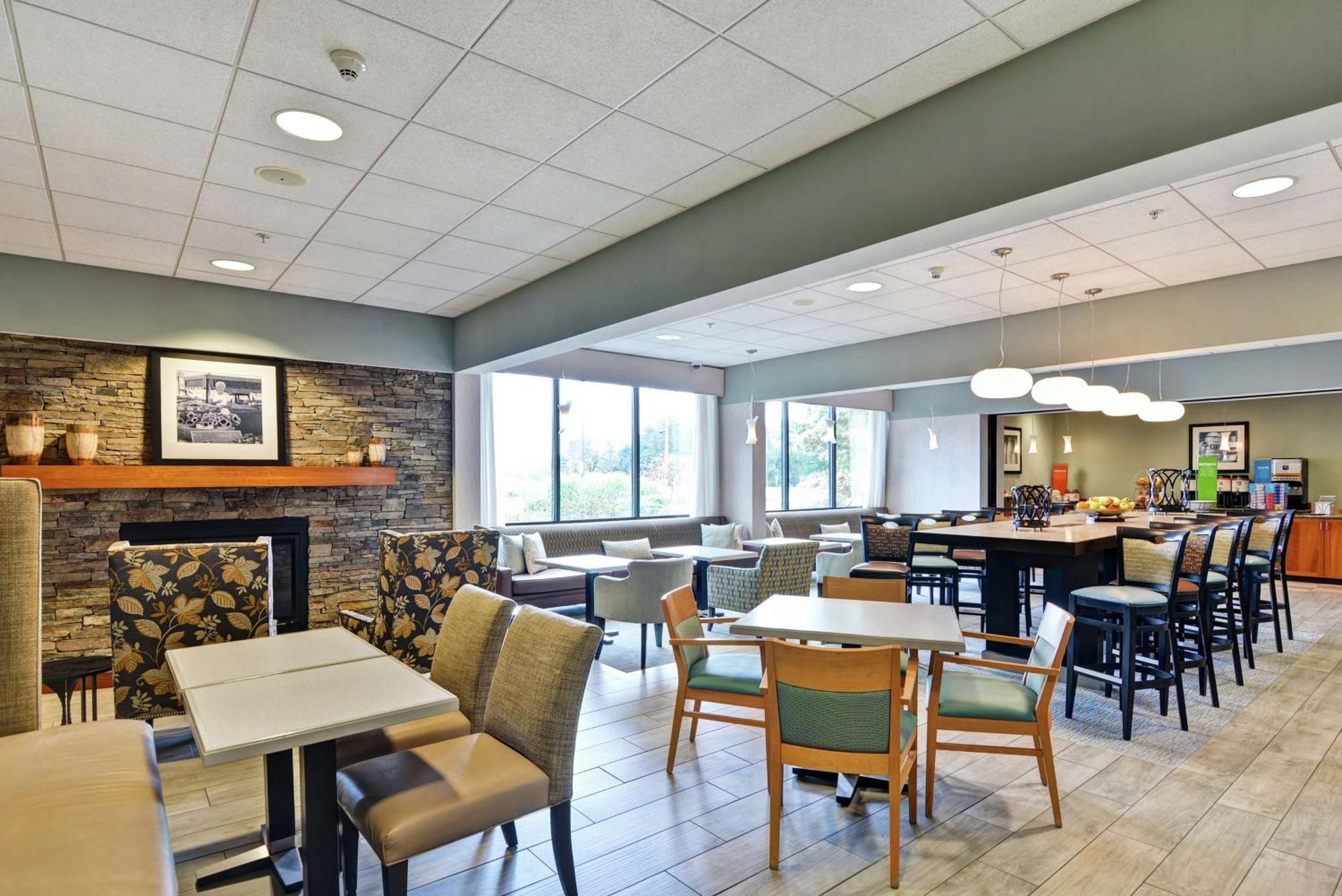 Hampton Inn Lewisburg Exterior foto